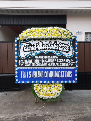 Papan Bunga Duka di Tempelsari